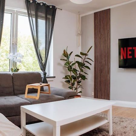 Sunny & Cozy - Netflix - Wifi - City - 4 Person Essen Exterior photo